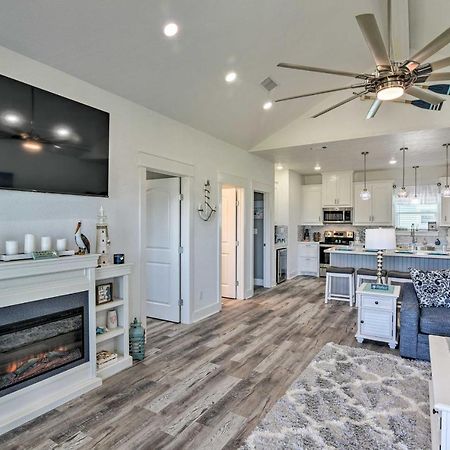 Bolivar Peninsula Beach House, Steps To Coast מראה חיצוני תמונה