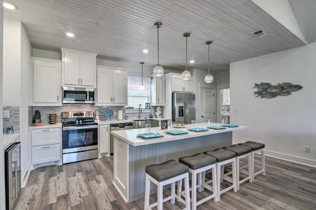 Bolivar Peninsula Beach House, Steps To Coast מראה חיצוני תמונה